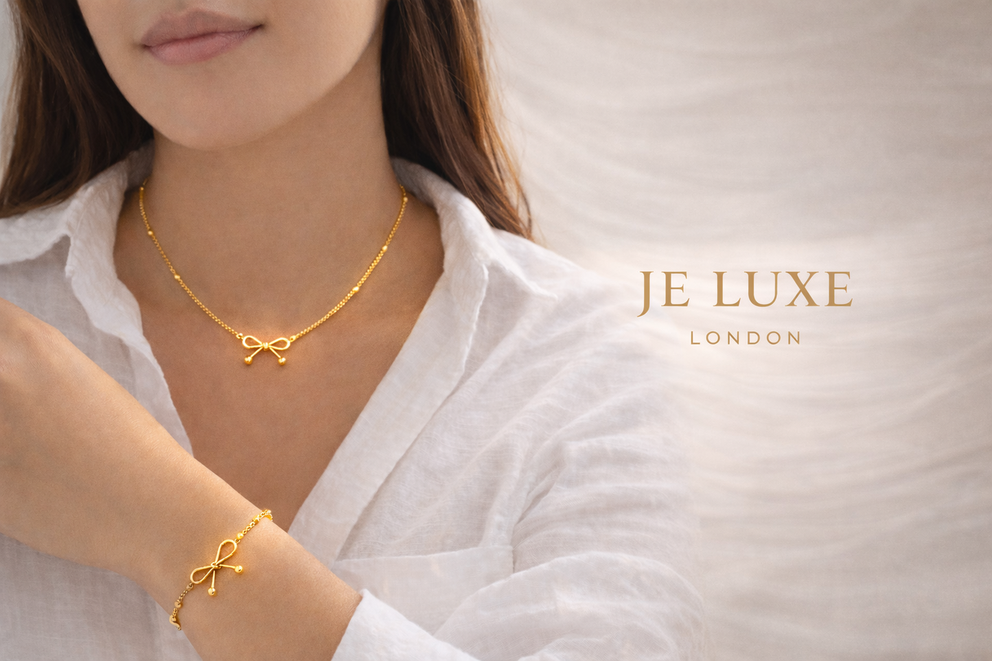 The Élise Bow Pendant – 18K Gold Plated