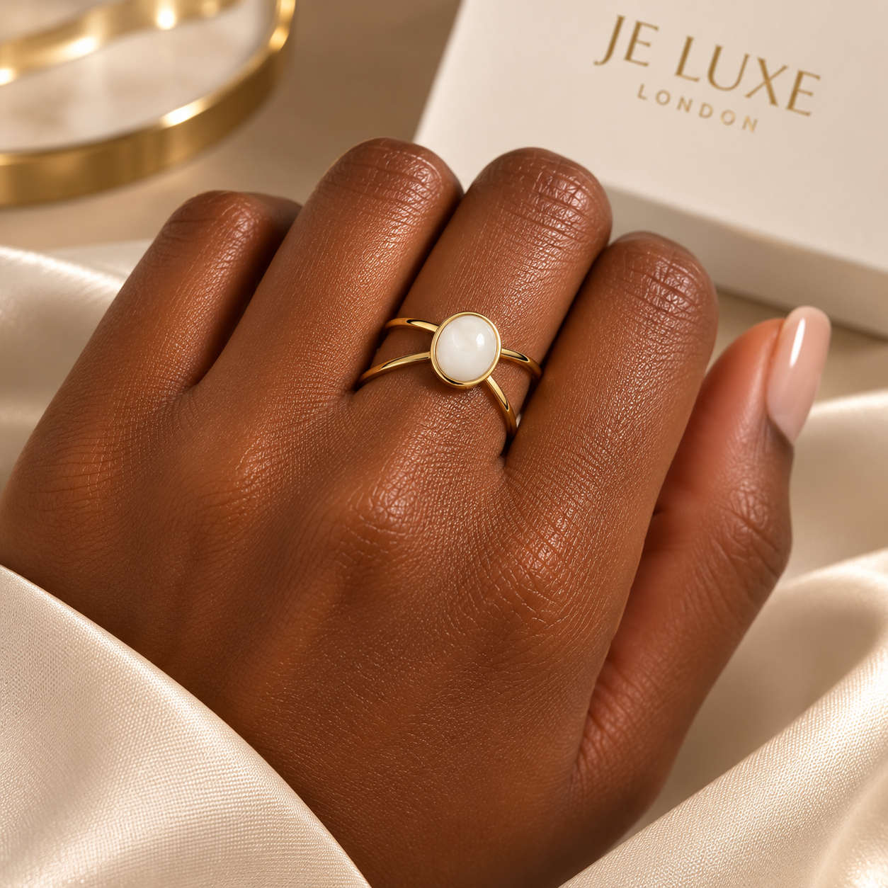 Élise Pearl Ring